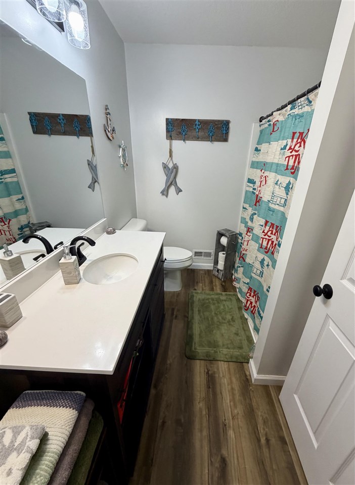 2173 West Street Central Lake MI 49622