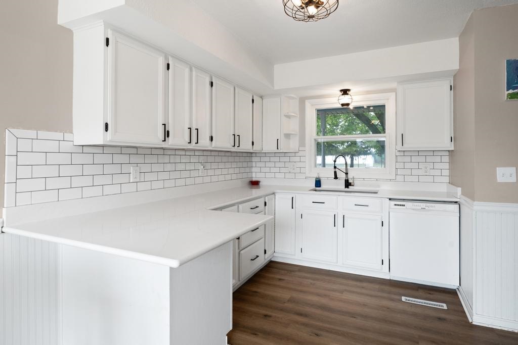 1105 Grant Street Charlevoix MI 49720