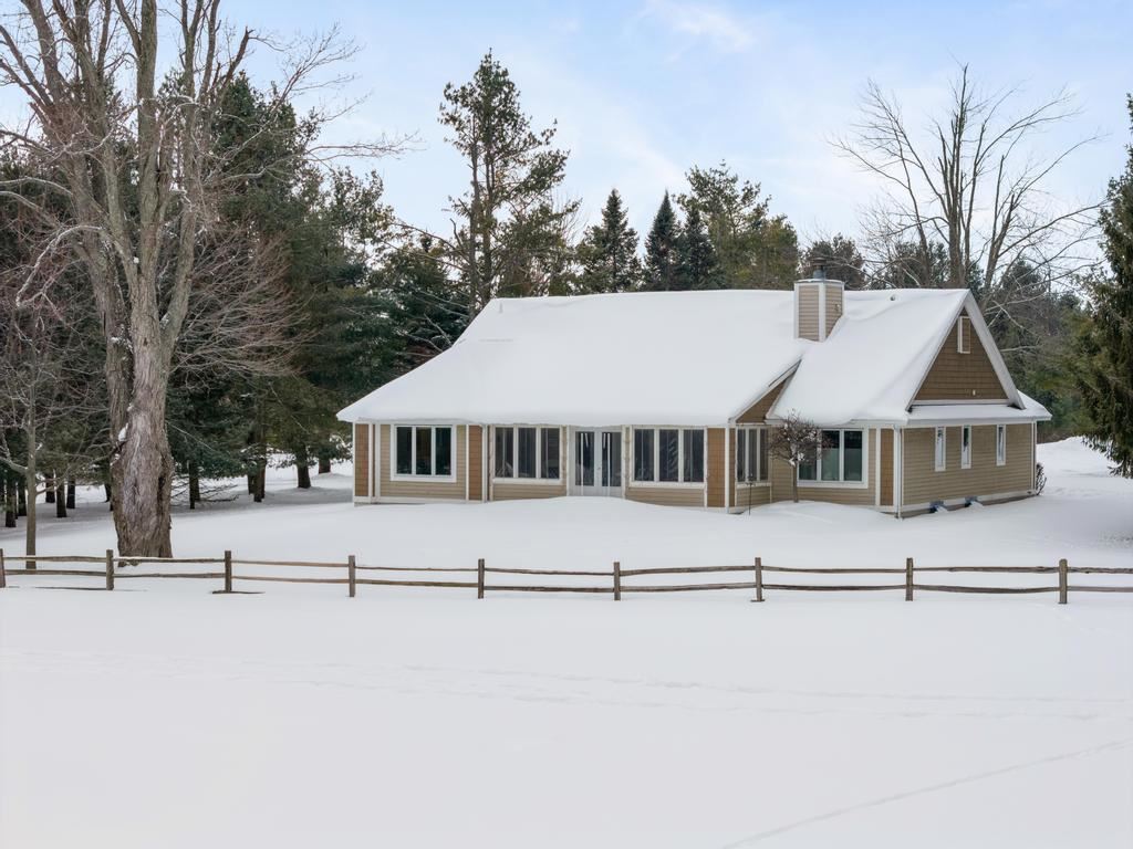 7915 Marion Harbor Springs MI 49740