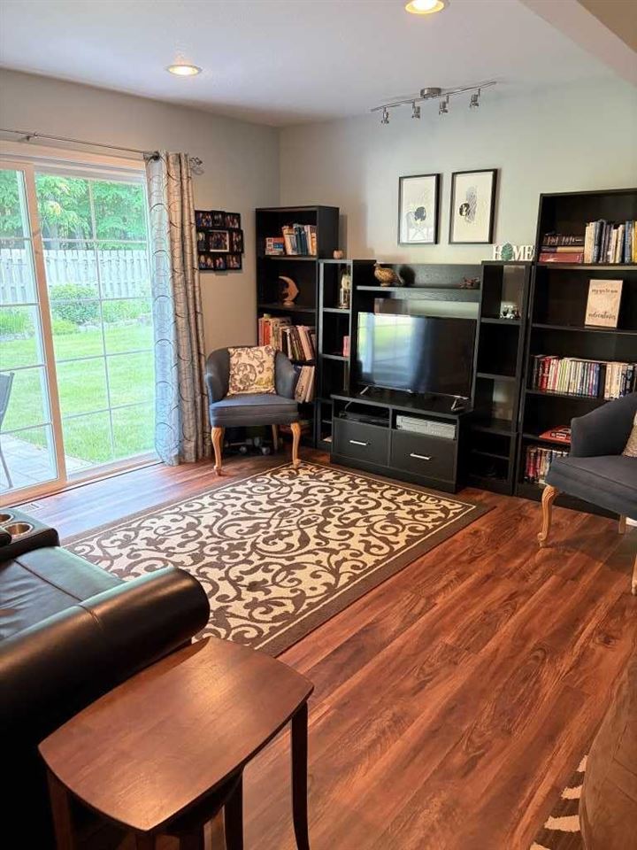 12982 Pineridge Charlevoix MI 49720