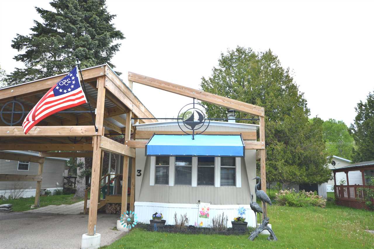 526 N Lake Street Boyne City MI 49712