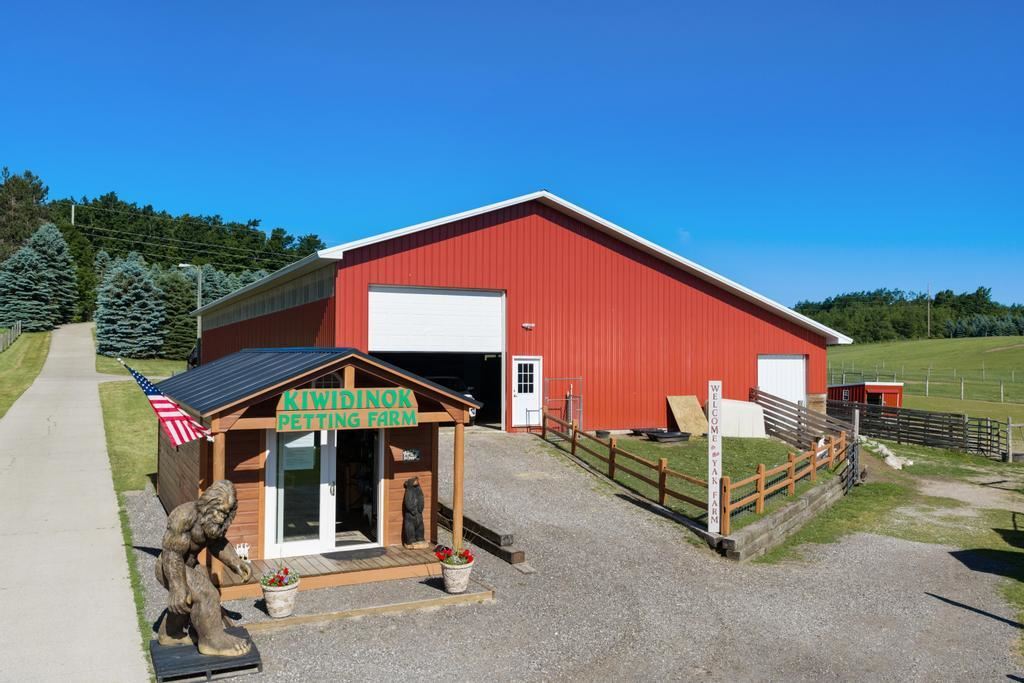1735 S Wilson Road Boyne City MI 49712