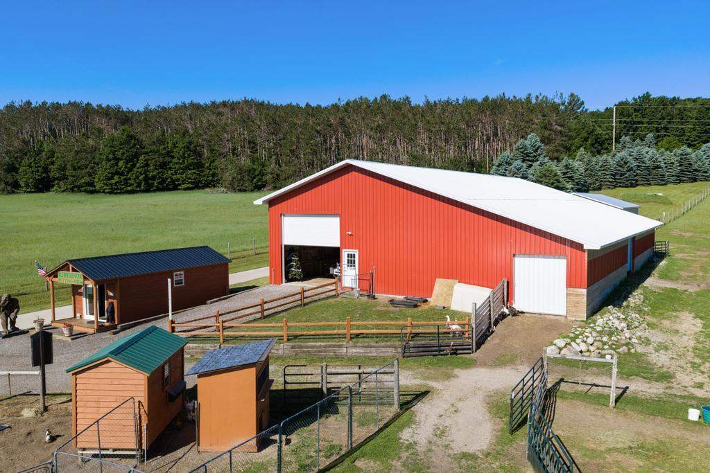 1735 S Wilson Road Boyne City MI 49712