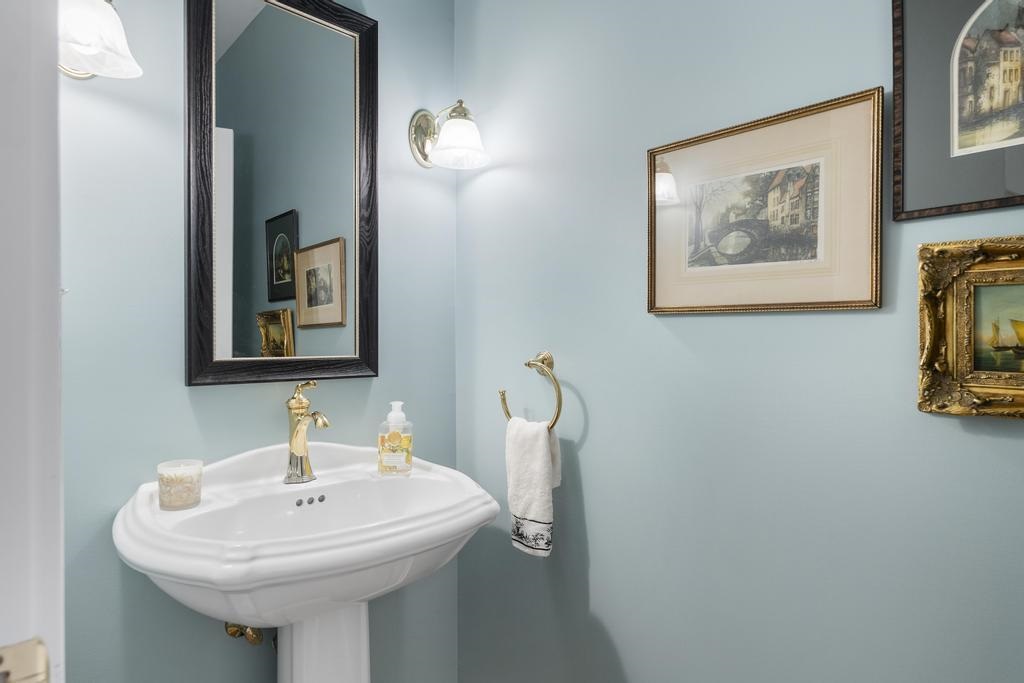 1147 Autumn Lane Petoskey MI 49770