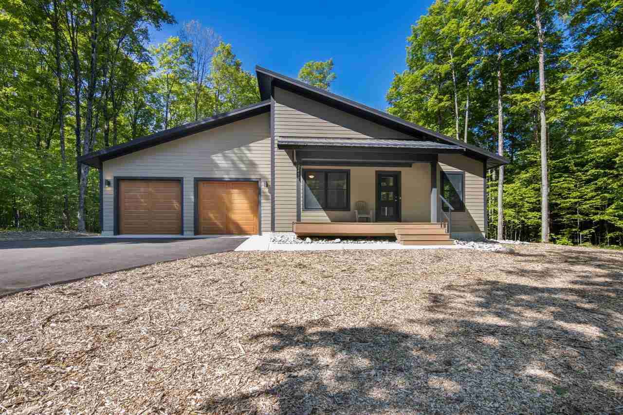 2418 Hawks Eye Drive Bellaire MI 49615