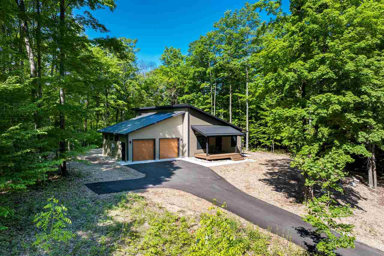 2418 Hawks Eye Drive Bellaire MI 49615