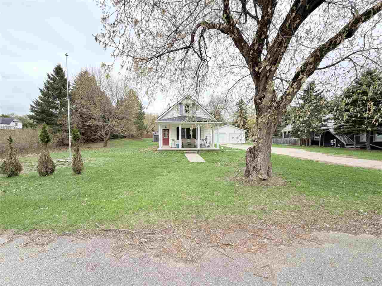 121 W Division Street Boyne City MI 49712