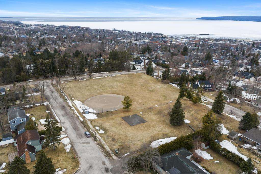 1101 Kalamazoo Street Petoskey MI 49770