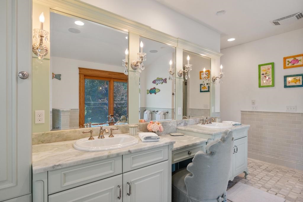 3248 Glenwood Beach Drive Boyne City MI 49712