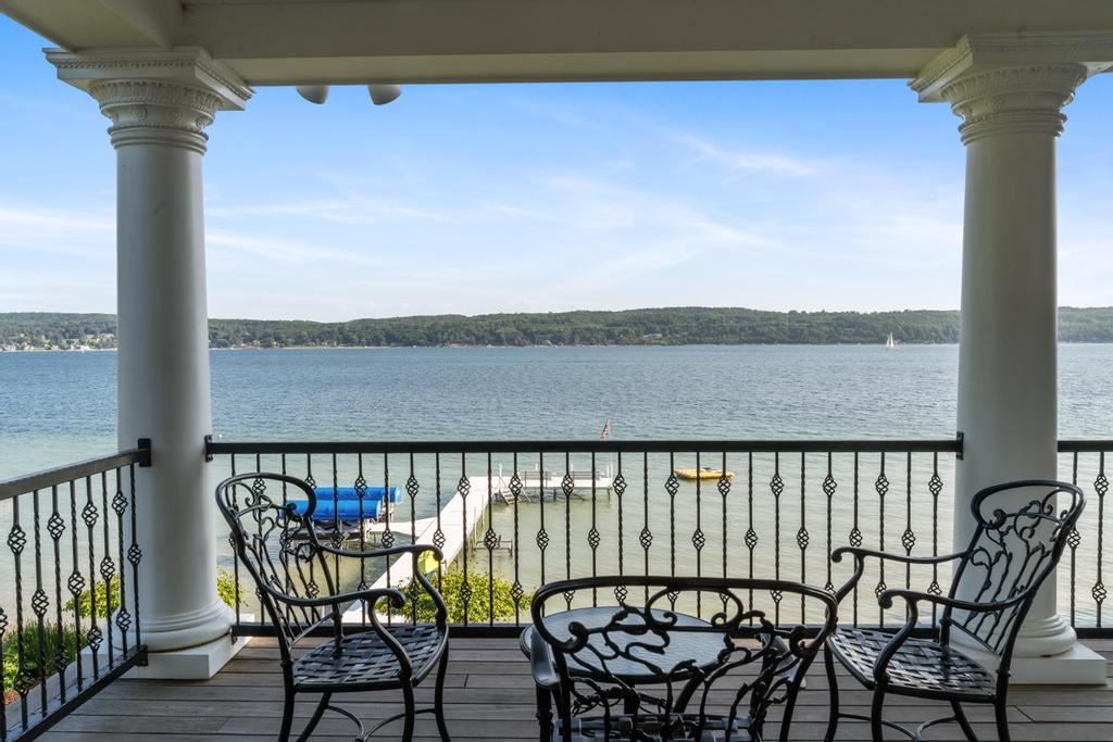 3248 Glenwood Beach Drive Boyne City MI 49712