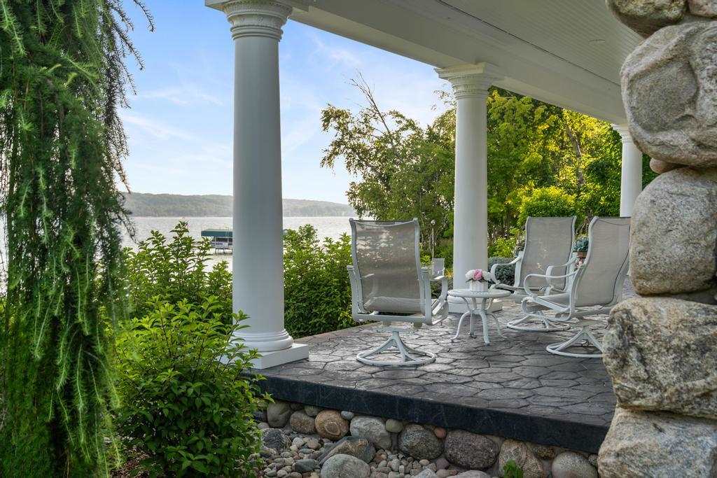 3248 Glenwood Beach Drive Boyne City MI 49712