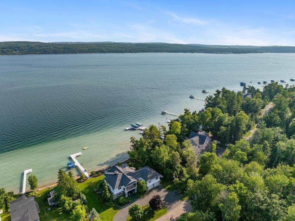 3248 Glenwood Beach Drive Boyne City MI 49712