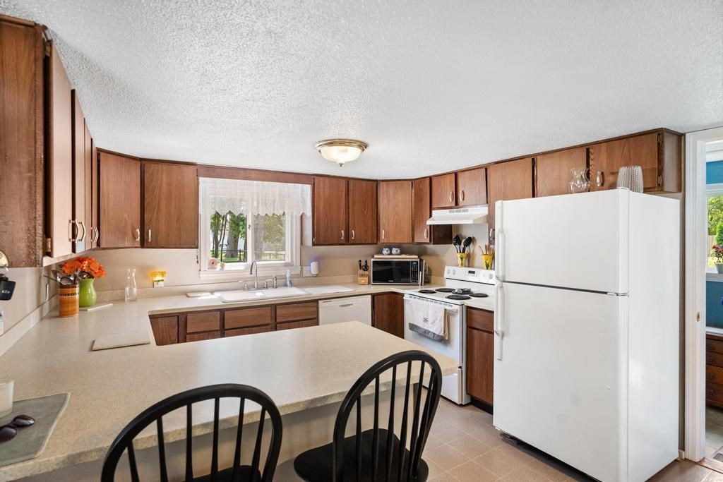5036 Cook Avenue Conway MI 49722