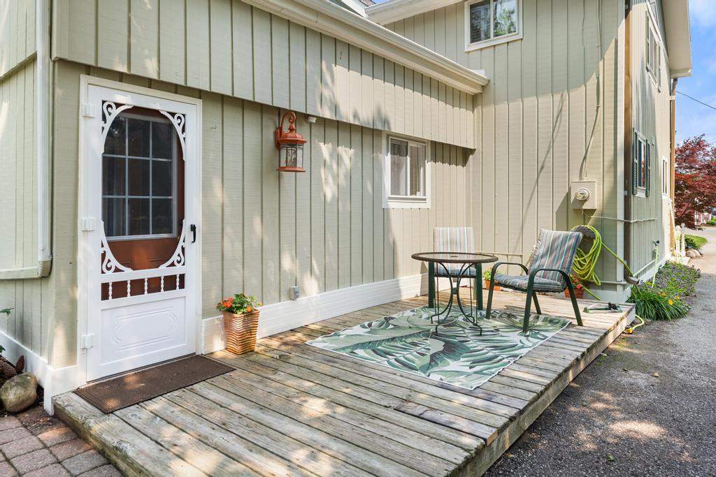 5036 Cook Avenue Conway MI 49722
