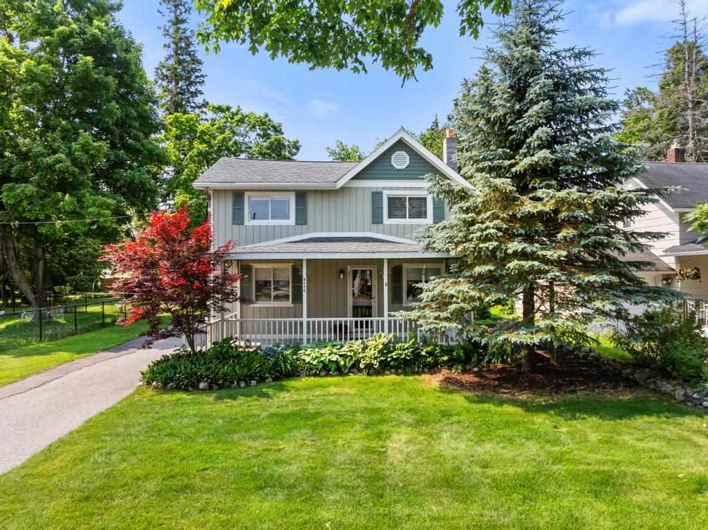 5036 Cook Avenue Conway MI 49722