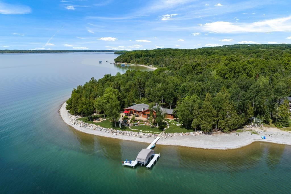 05520 Horton Creek Drive Charlevoix MI 49720