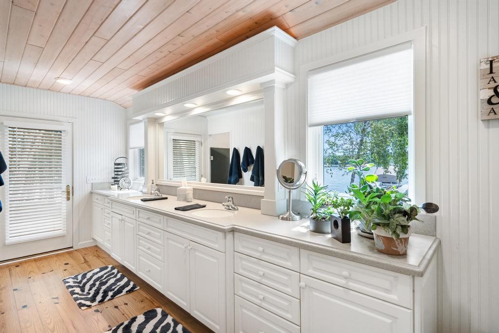 05520 Horton Creek Drive Charlevoix MI 49720