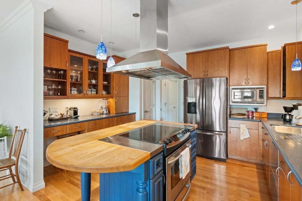 4171 Lakeview Harbor Springs MI 49740