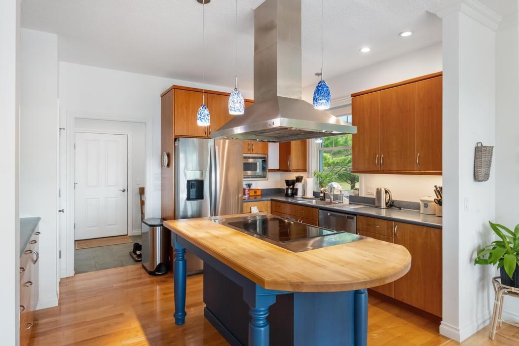 4171 Lakeview Harbor Springs MI 49740