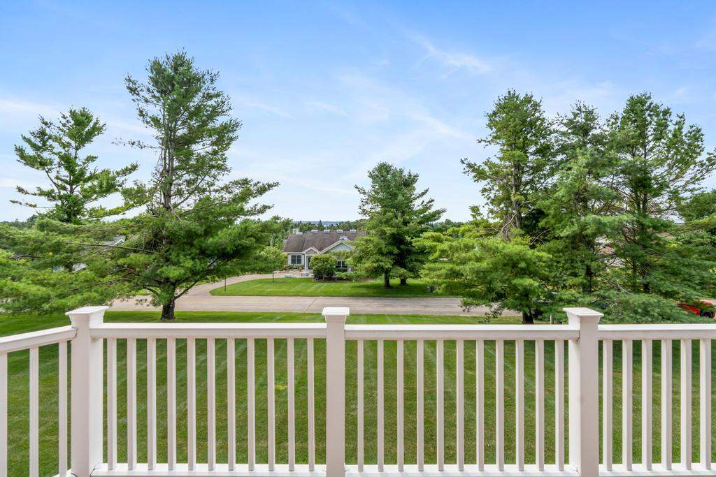 4171 Lakeview Harbor Springs MI 49740