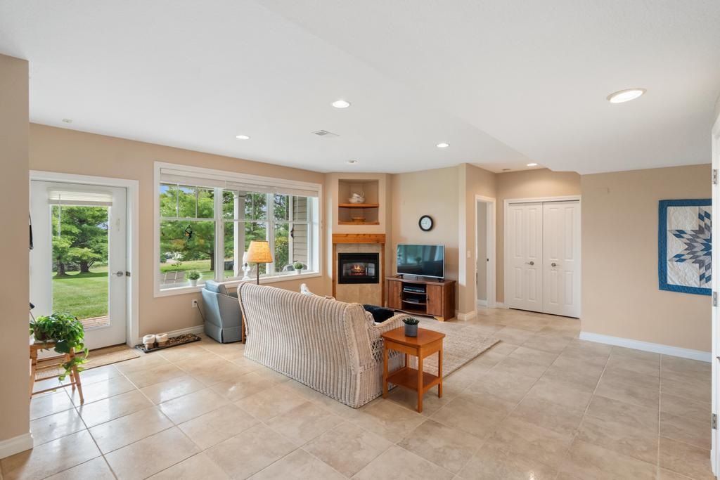 4171 Lakeview Harbor Springs MI 49740