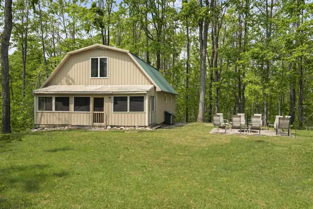 03221 Krause Road Petoskey MI 49770