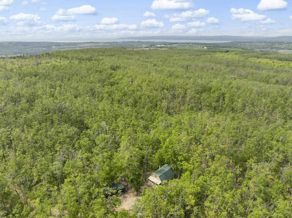 03221 Krause Road Petoskey MI 49770