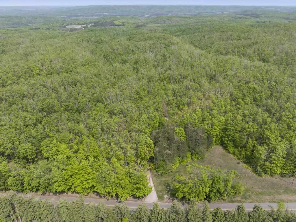 03221 Krause Road Petoskey MI 49770