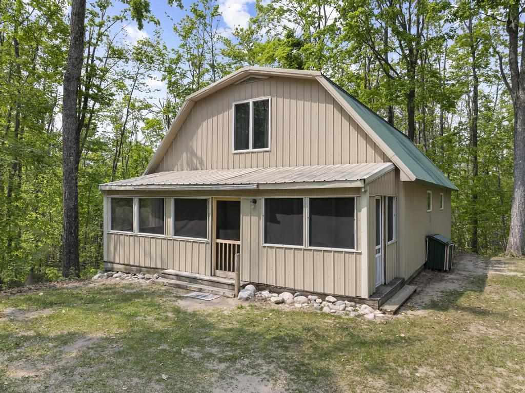 03221 Krause Road Petoskey MI 49770
