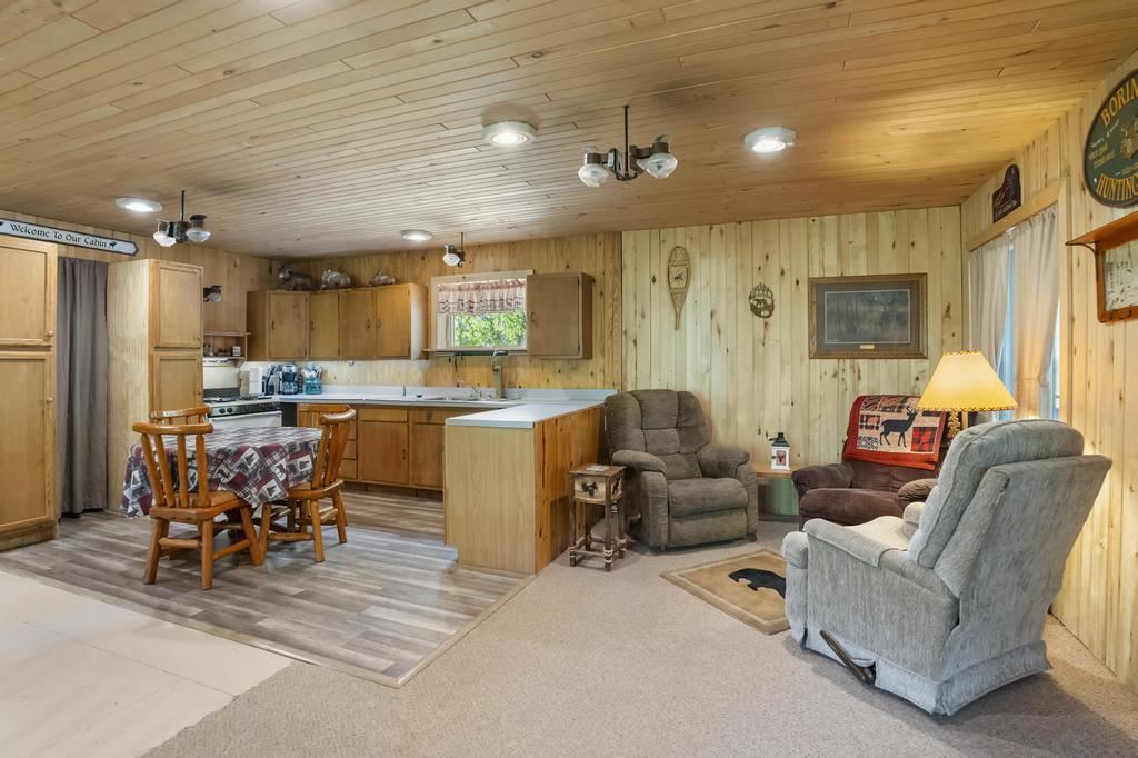 03221 Krause Road Petoskey MI 49770
