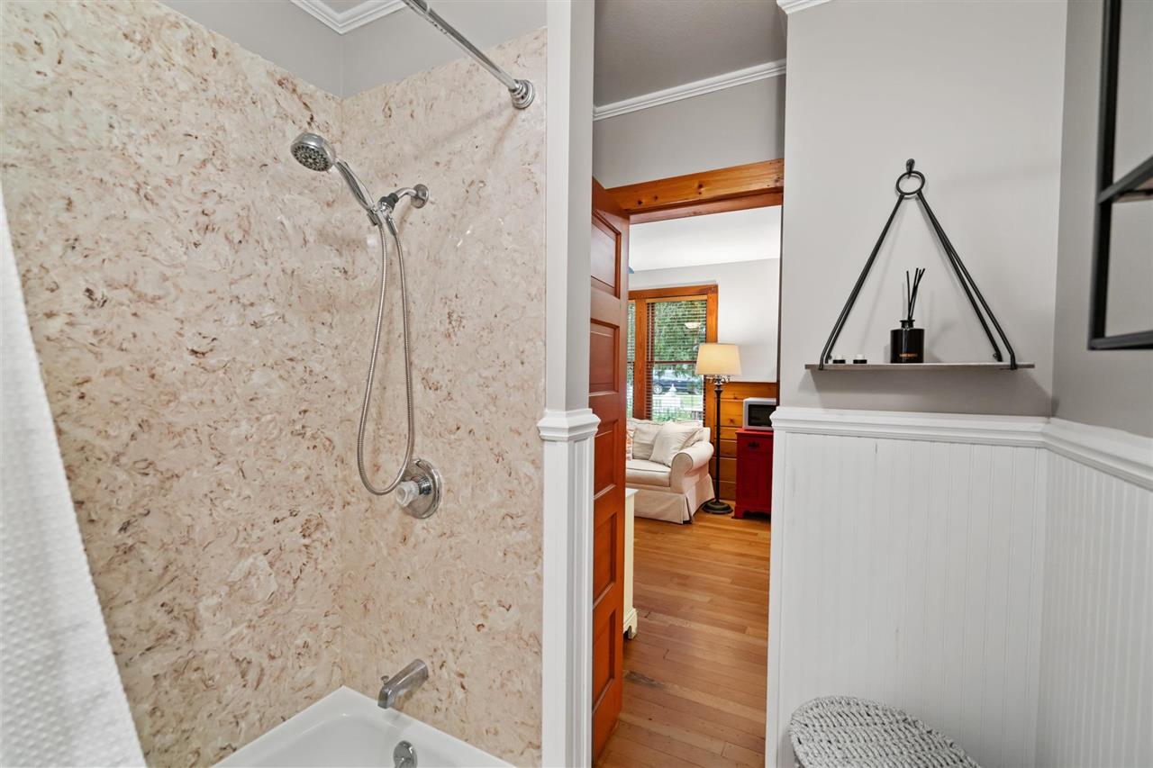 6323 Arthur Street Indian River MI 49749