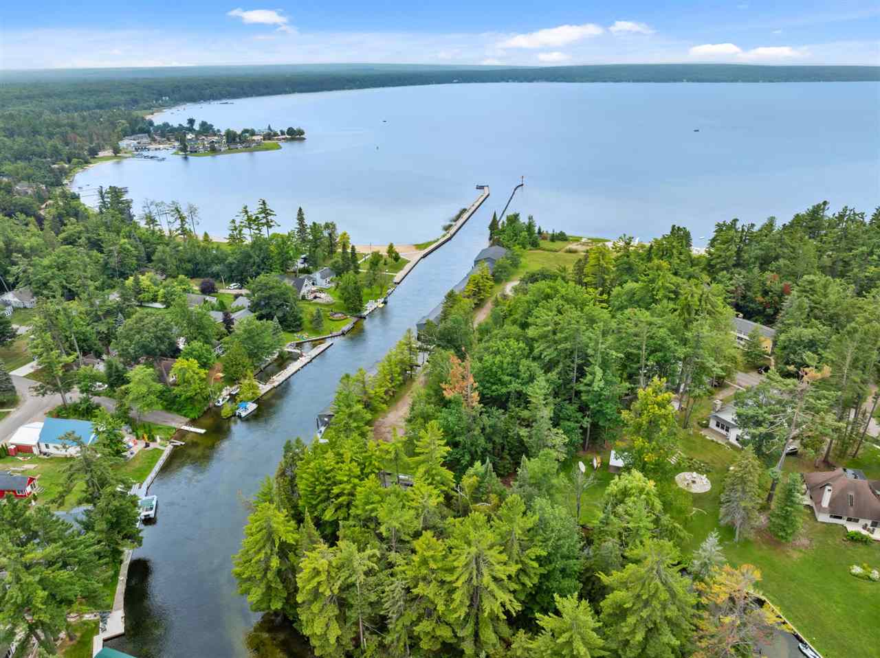 6323 Arthur Street Indian River MI 49749