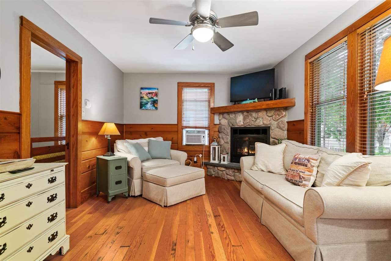 6323 Arthur Street Indian River MI 49749