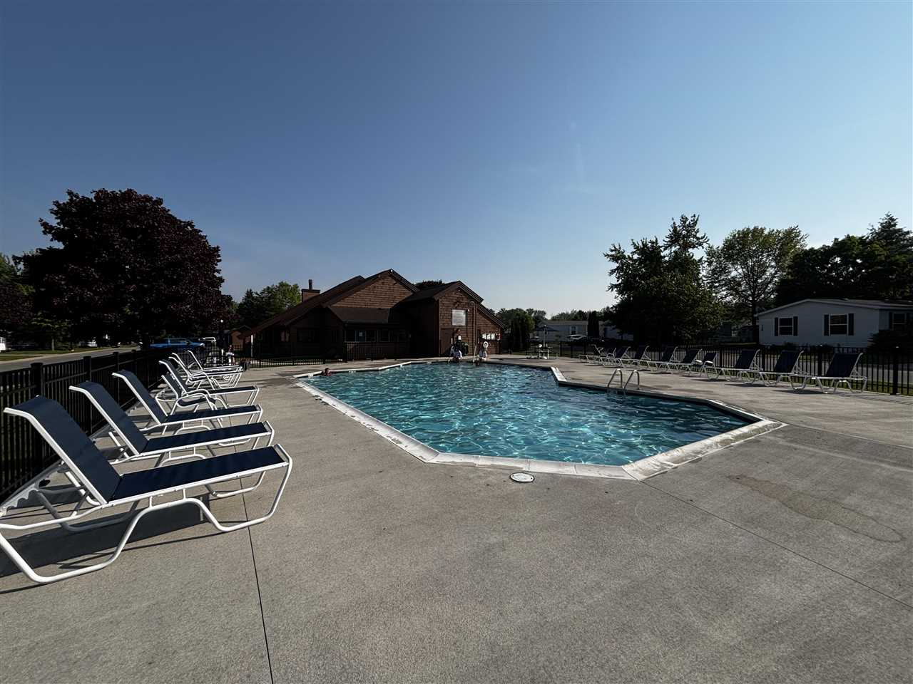 6685 M66 N Charlevoix MI 49720