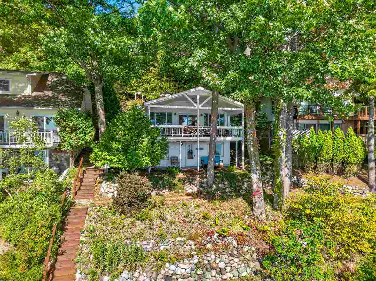 Walloon Lake MI, 1532 North Shore Drive