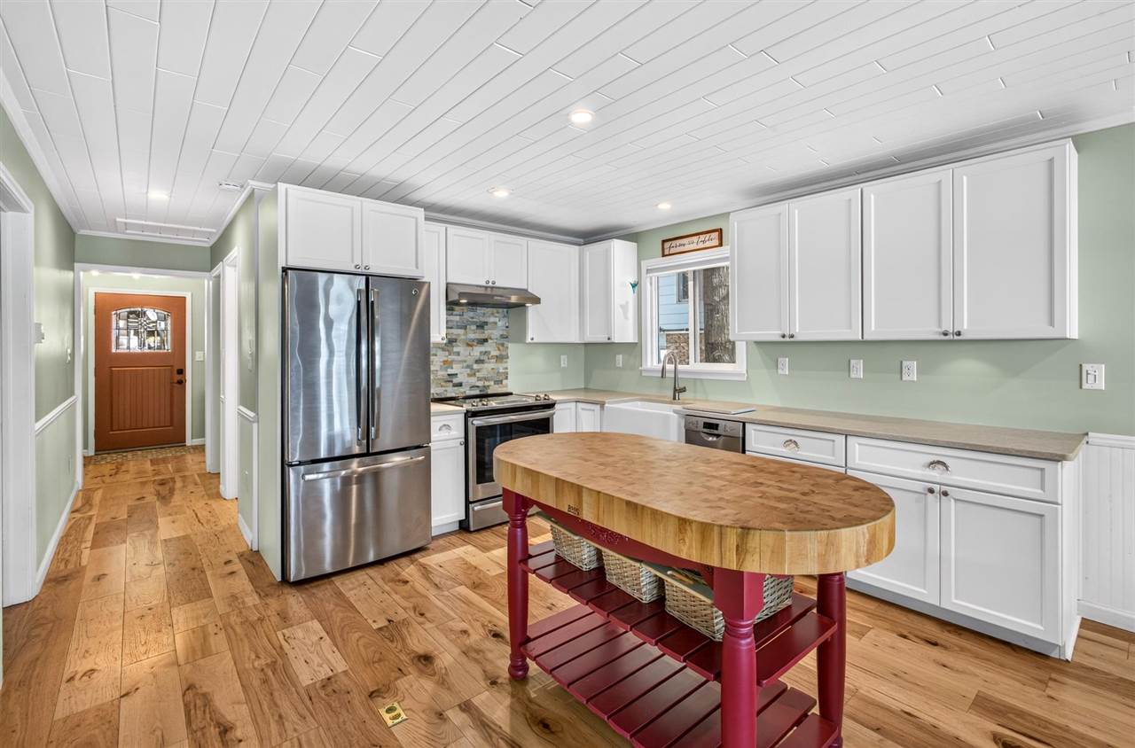 1532 North Shore Drive Walloon Lake MI 49796