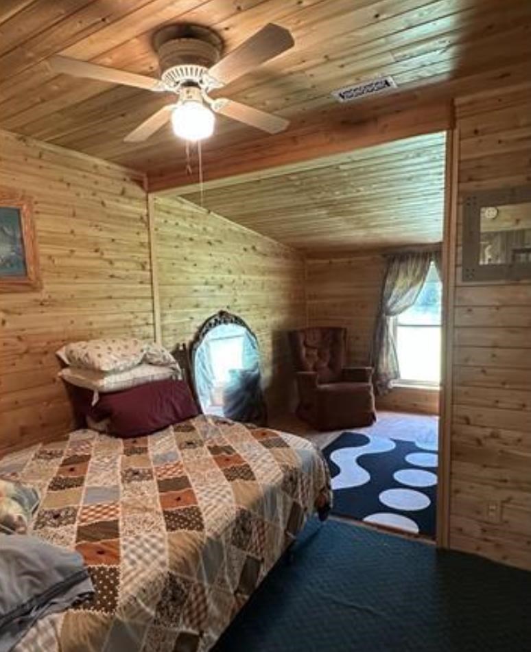 16865 Grace Harbor Road Millersburg MI 49759