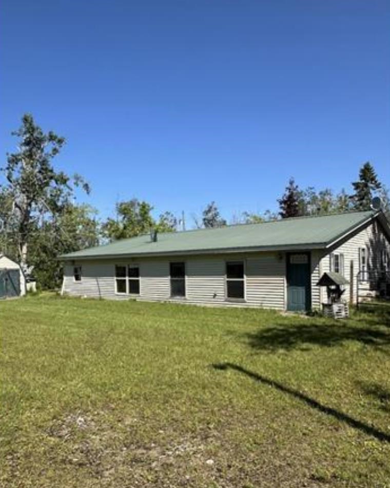 16865 Grace Harbor Road Millersburg MI 49759