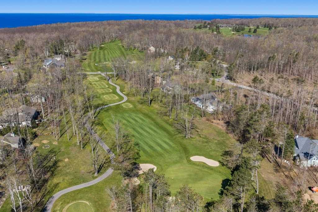 2412 Greenbriar Harbor Springs MI 49740