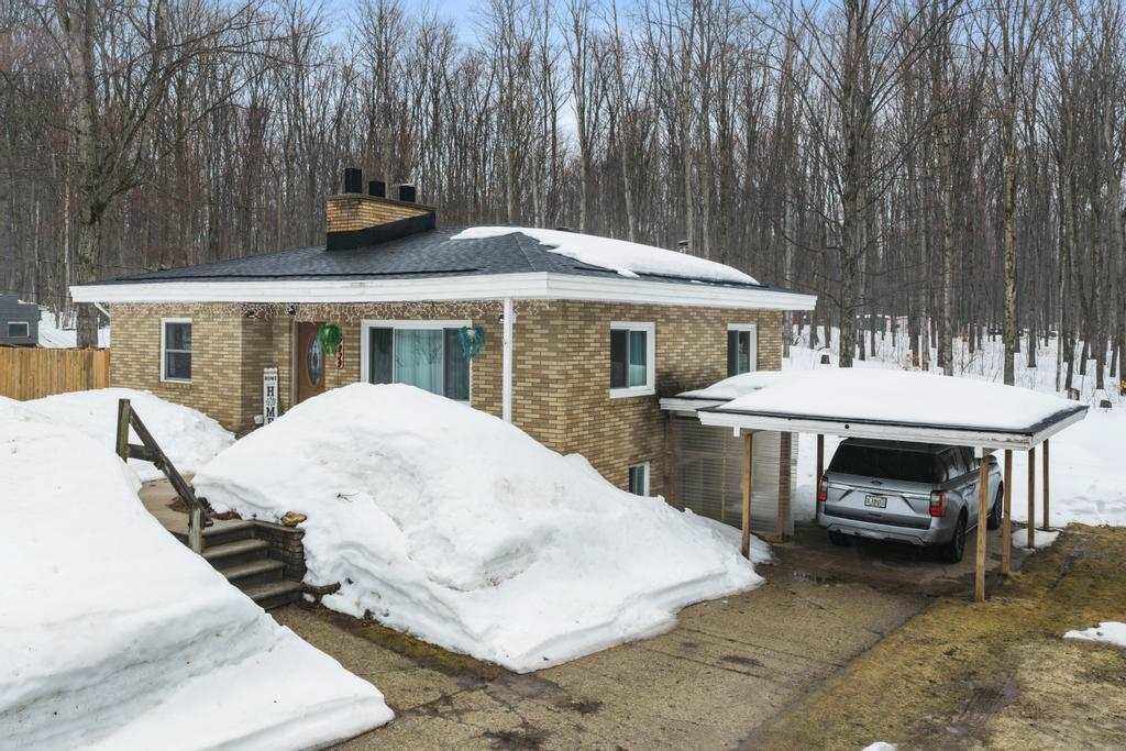 7939 NE Co Road 571 Mancelona MI 49659
