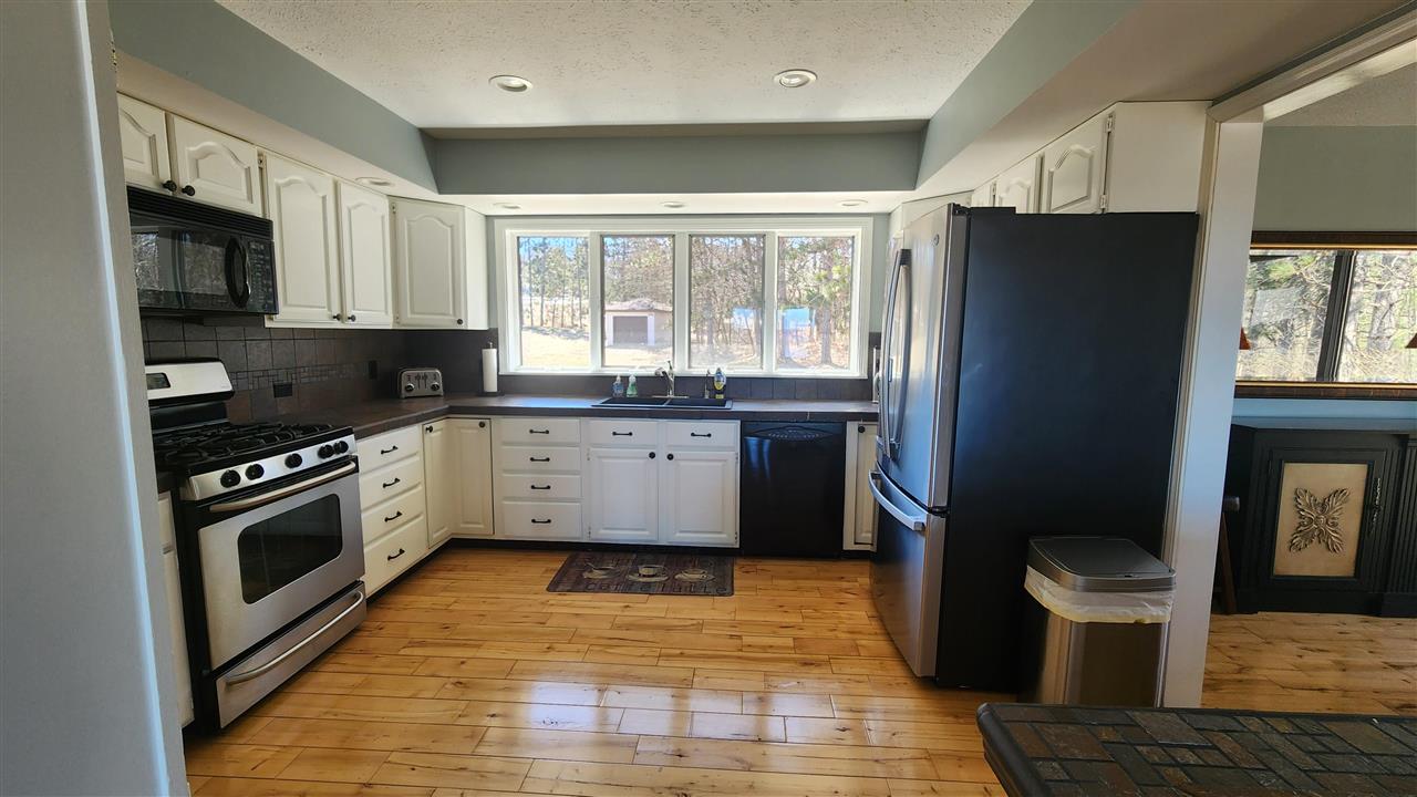 1092 Lac Vue Drive Boyne City MI 49712