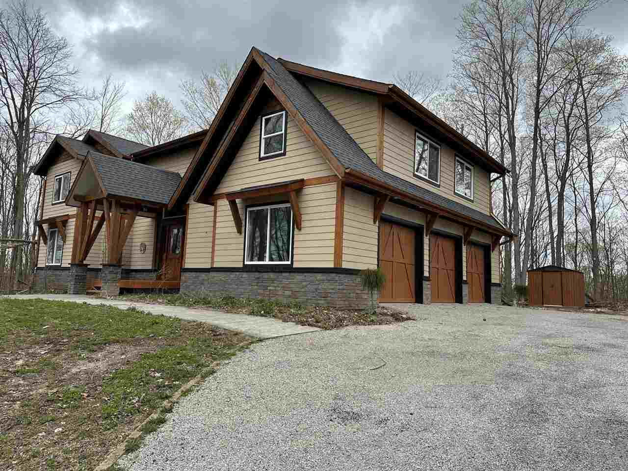 7058 Shade Tree Lane Traverse City MI 49685