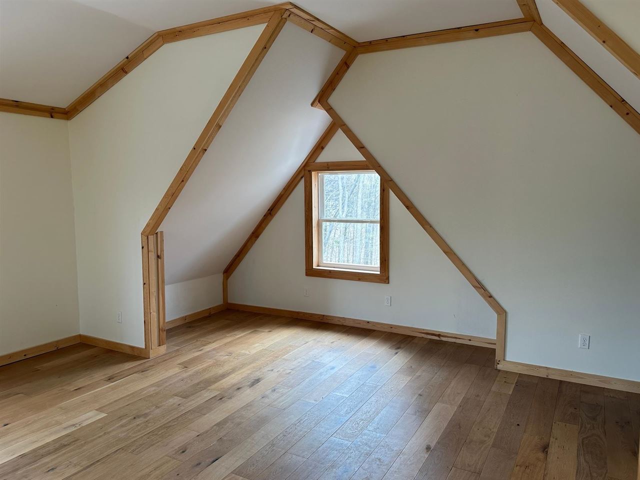 7058 Shade Tree Lane Traverse City MI 49685