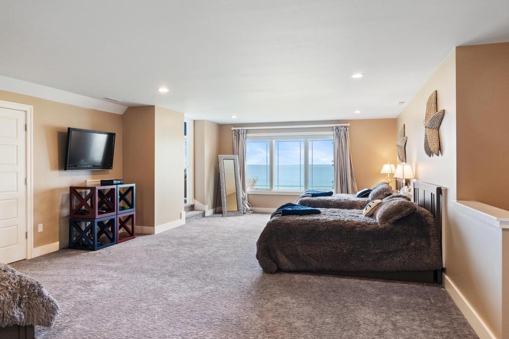 701 E Beach Street Bay Harbor MI 49770