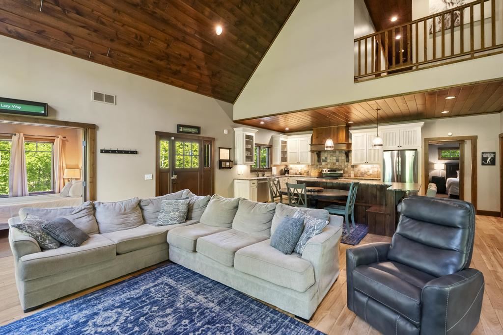 1531 Andover Club Harbor Springs MI 49740