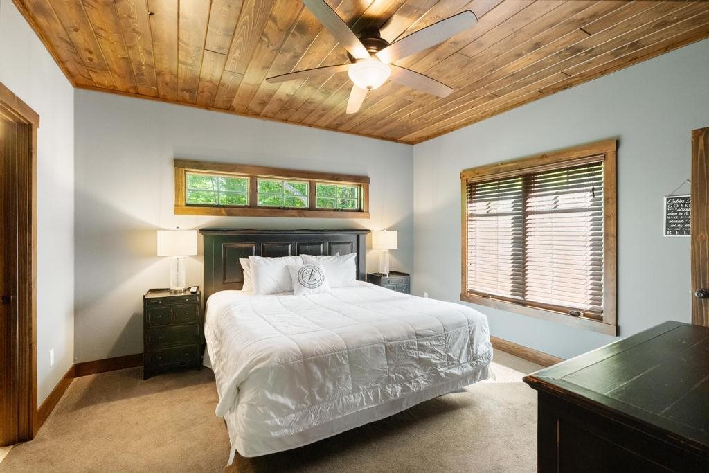 1531 Andover Club Harbor Springs MI 49740