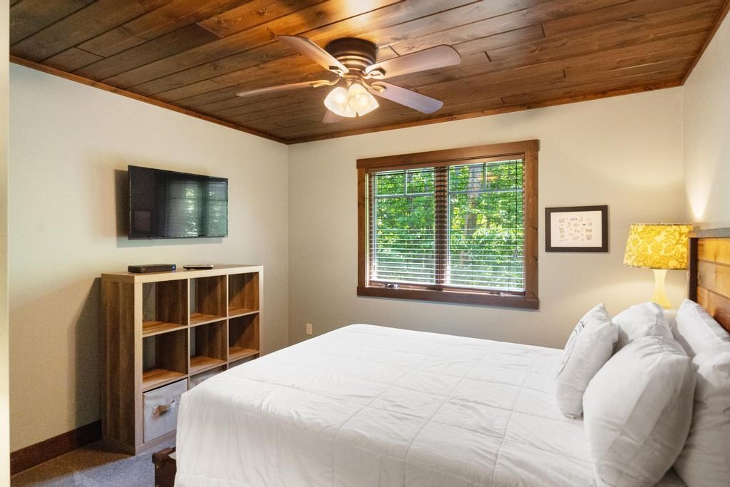 1531 Andover Club Harbor Springs MI 49740