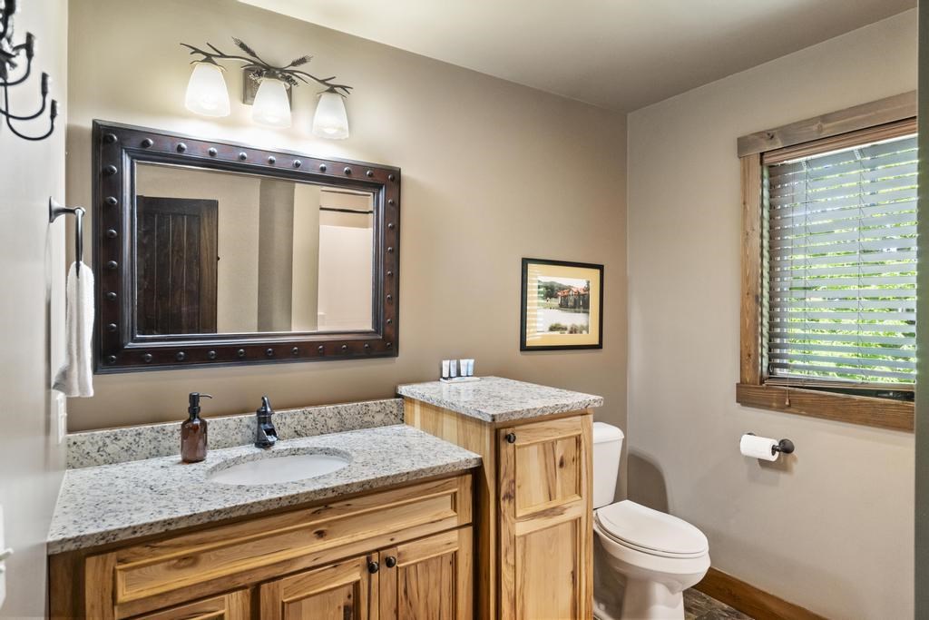 1531 Andover Club Harbor Springs MI 49740