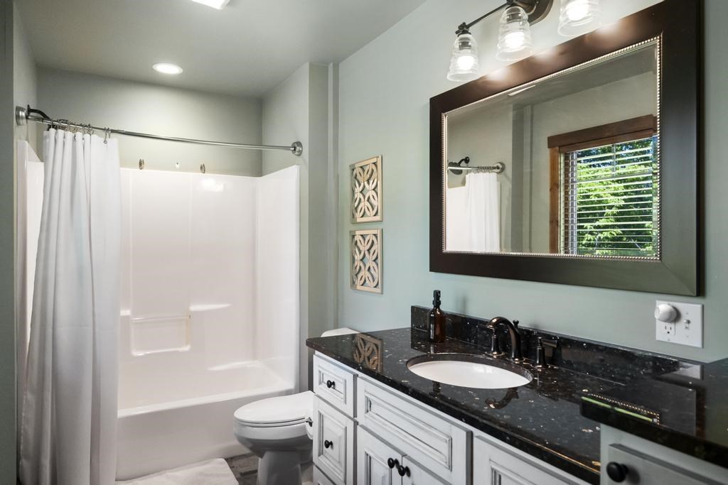 1531 Andover Club Harbor Springs MI 49740