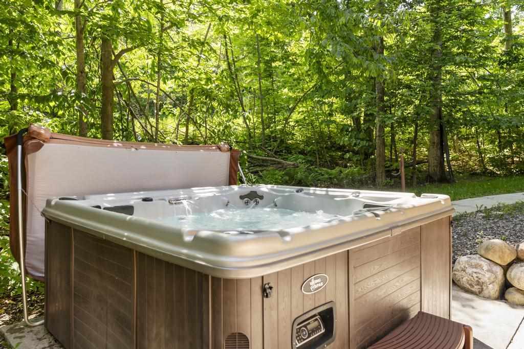 1531 Andover Club Harbor Springs MI 49740
